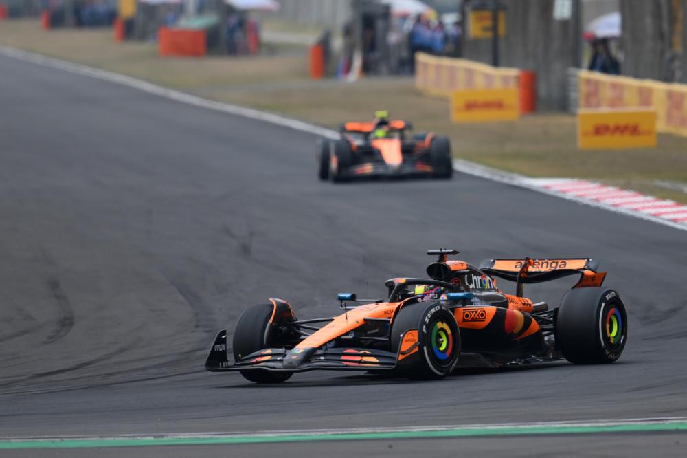 2025F1阿布扎比站勒克莱尔0.26秒最快起步，阿隆索5秒破200公里
